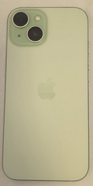 iPhone 15 512GB green