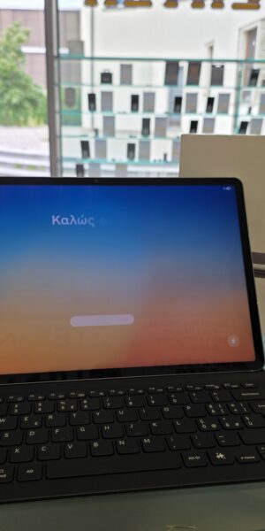 Galaxy Tab S10 FE+ 5G 256GB (compreso tastiera e S Pen originali)